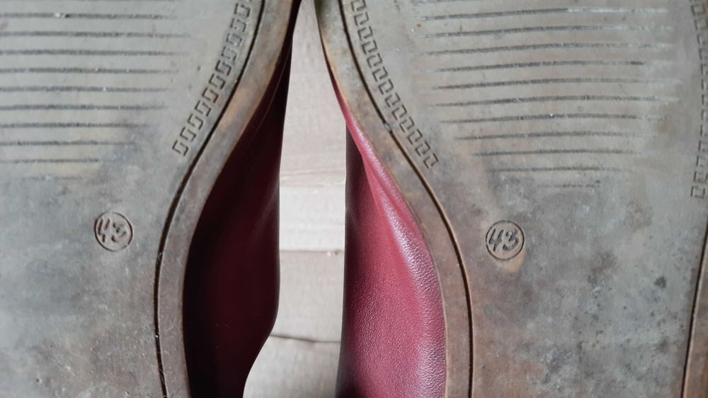 Туфлі чоловічі м'яка натуральна шкіра 43 розмір