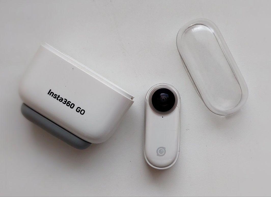 Екшн камера Insta360 GO