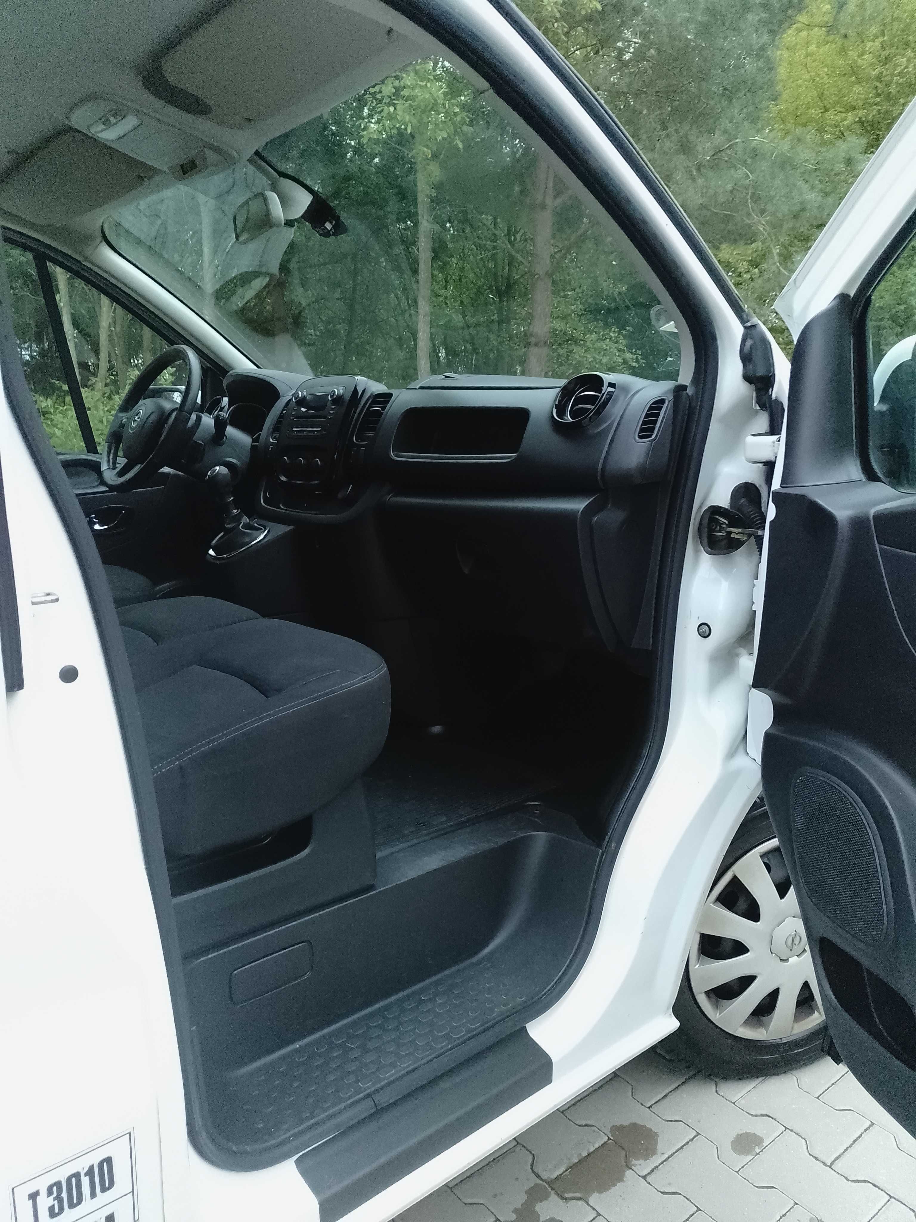 Opel Vivaro ! 2015 ! Long!Zabudowa kamper! Klima !