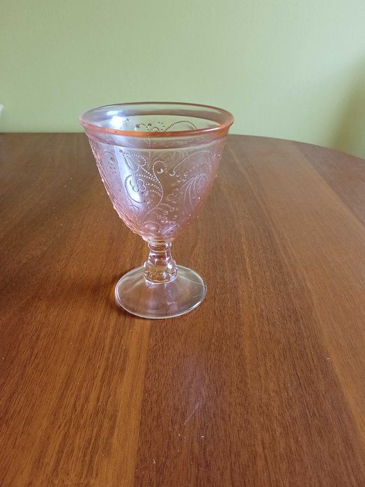 cukiernica różowe szkło, Huta Ząbkowice, vintage, PRL