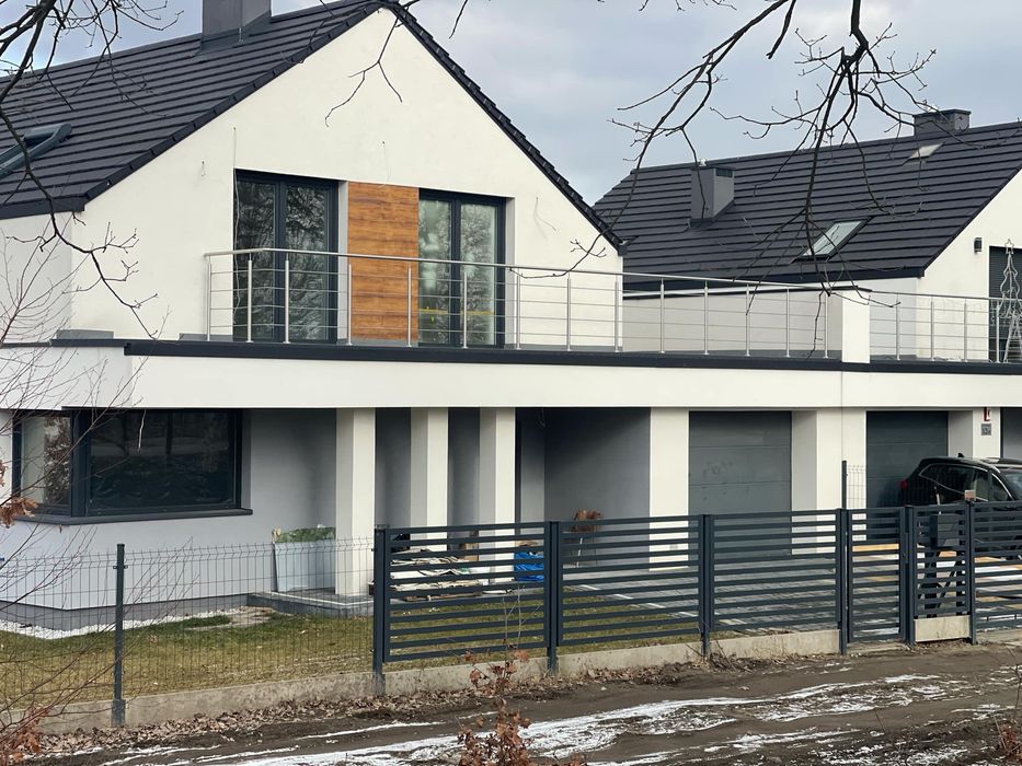 Balustrady nierdzewne zabezpieczenia okienne francuskie