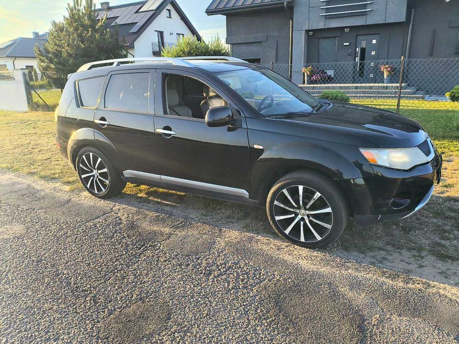 Mitsubishi Outlander XL, 2010р  для військових