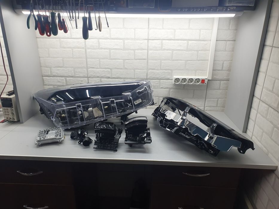 Ремонт фар легкових, вантажних авто та автобусів