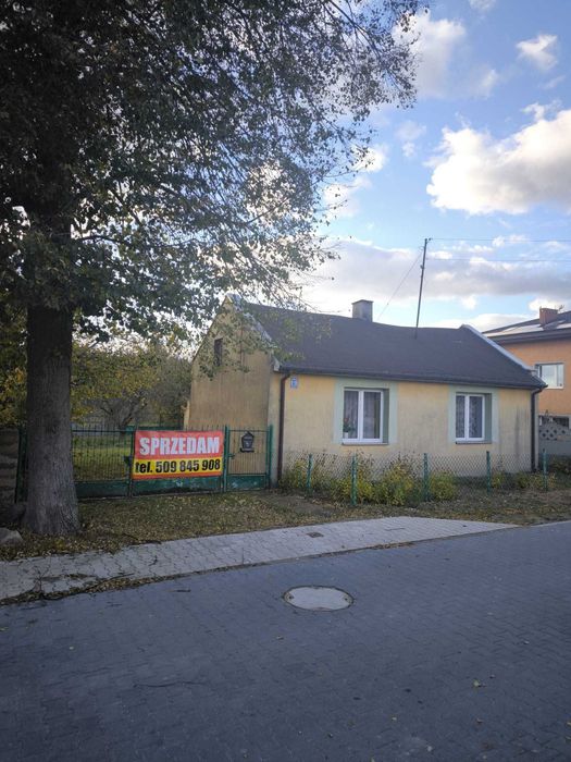 Działka budowlana 2100 m2 w Jadwigowie koło Tomaszowa Mazowieckiego