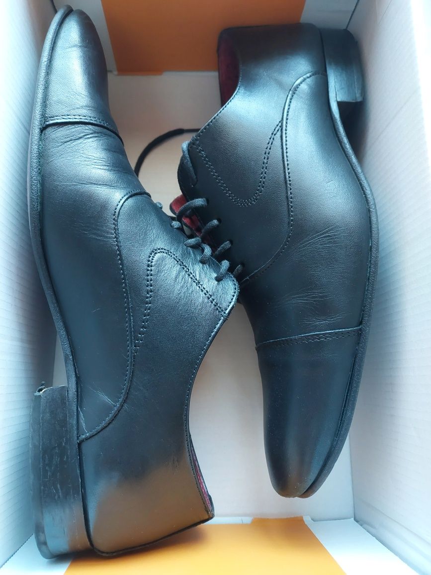 Sapatos usados mas em ótimo estado N 41/42