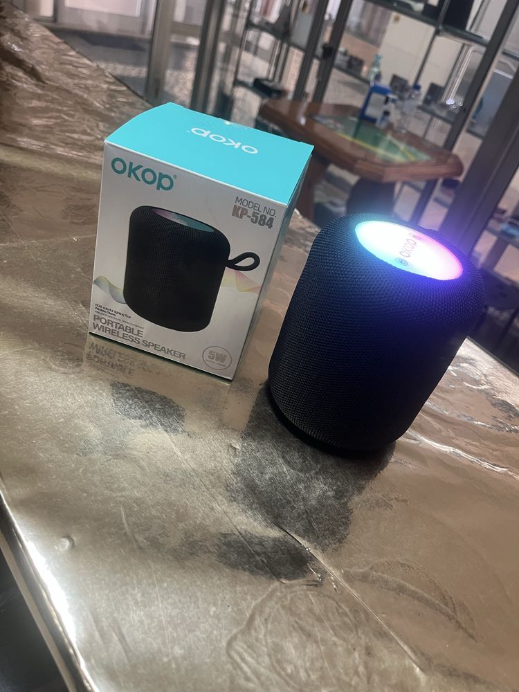 Vendo coluna de som okop, com RGB