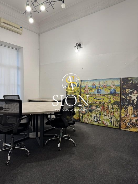 Продаж офісу 123 м2, Печерськ, Липки, Грушевського 16, навпроти ВР