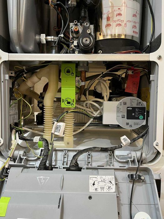 Gazowy kocioł kondensacyjny Cerapur 2200 W