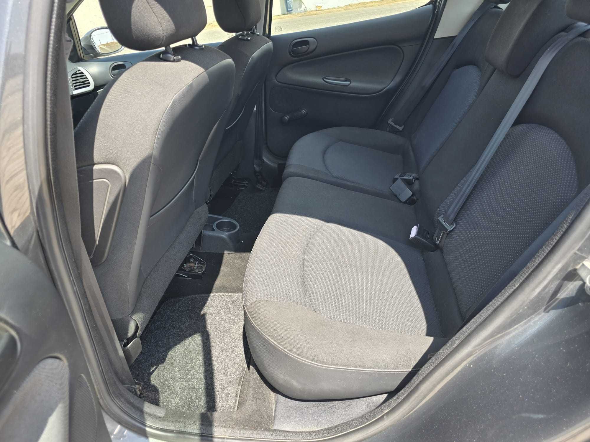 carro impecável  100% confiável  0% de problemas