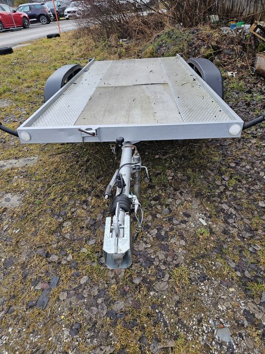 Reboque/atrelado matricula propria 2.000kg