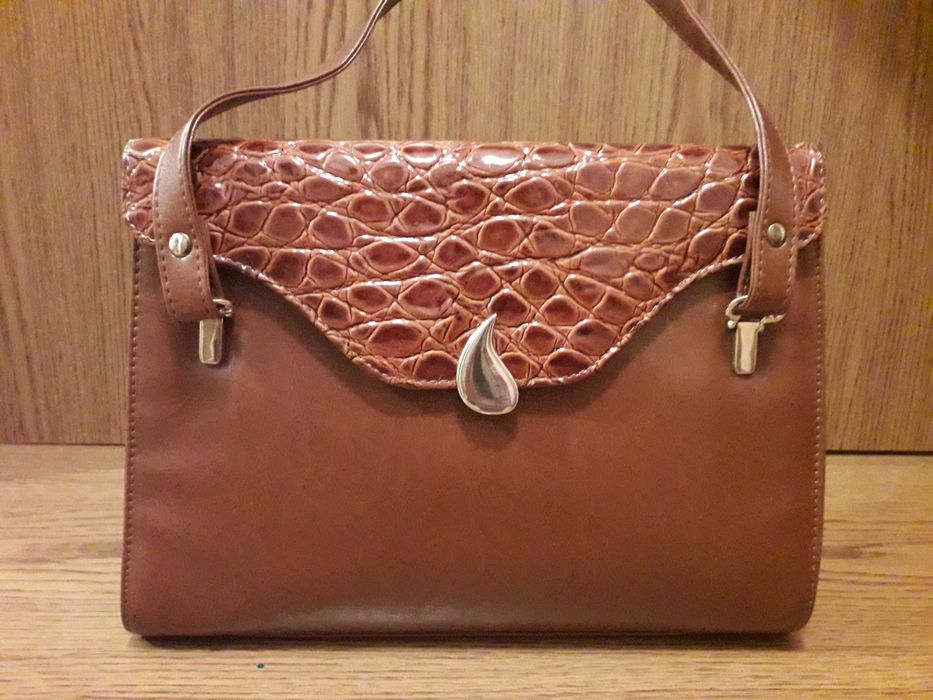 Torebka brązowa do ręki