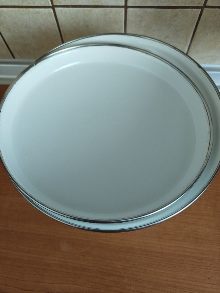 Эмалированный набор (кастрюля + друшлак)