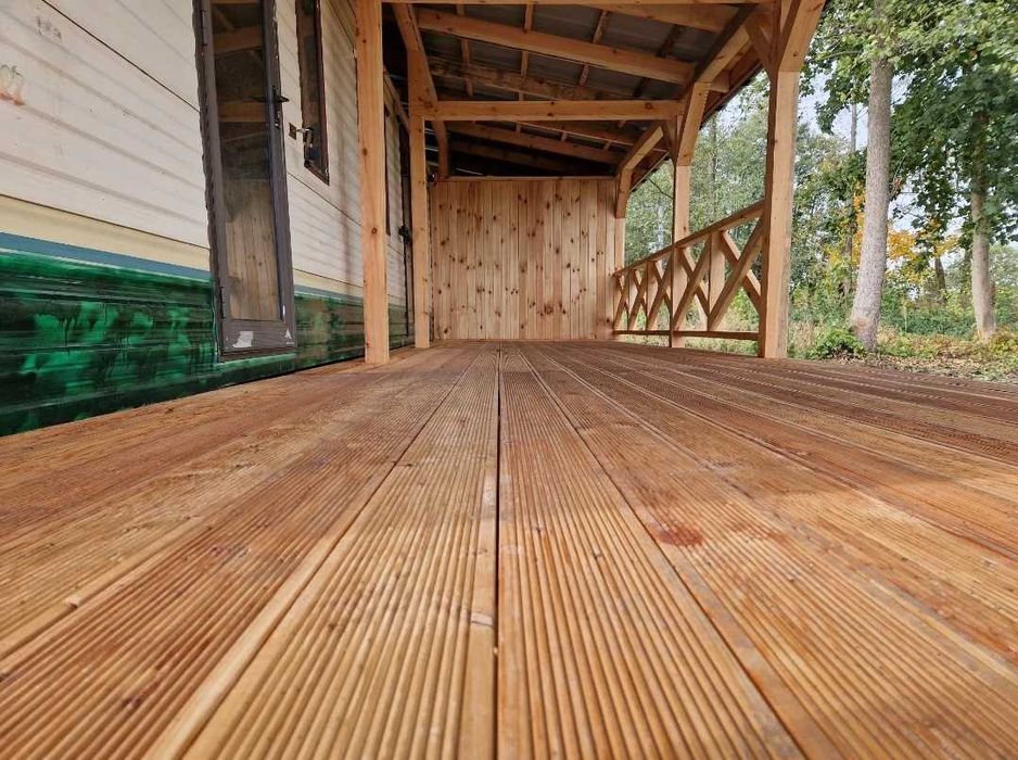 Tarasy drewniane i kompozytowe Montaż tarasów drewnianych, zadaszenia.