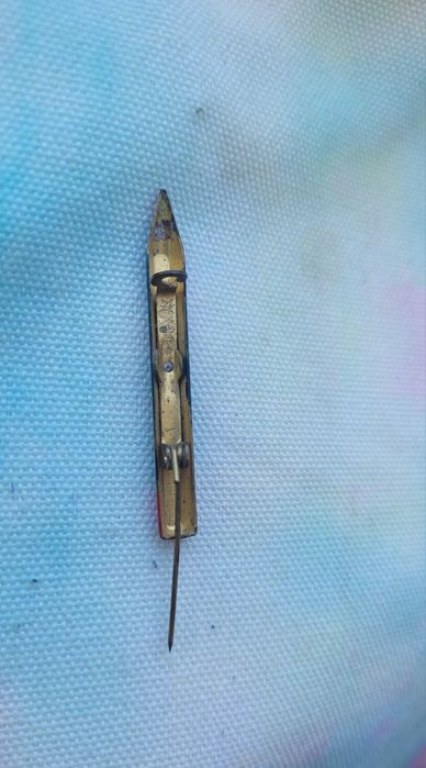 Броши вишенки эмаль, роза, карандаш