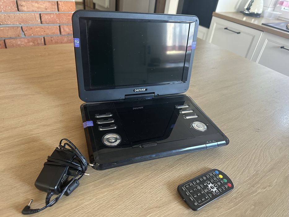 Dvd przenosne z TV z Dvbt , 11,5 cala jak nowe