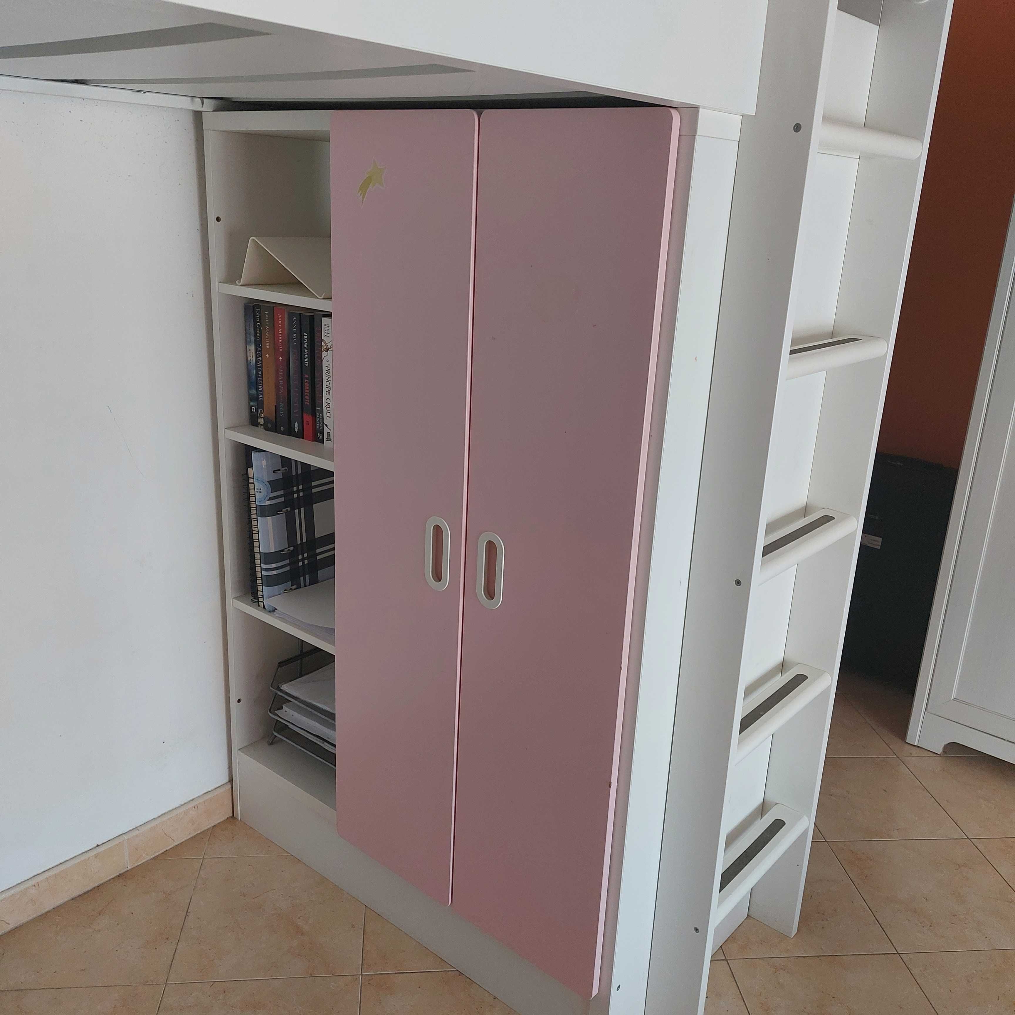 Cama e escritório ikea