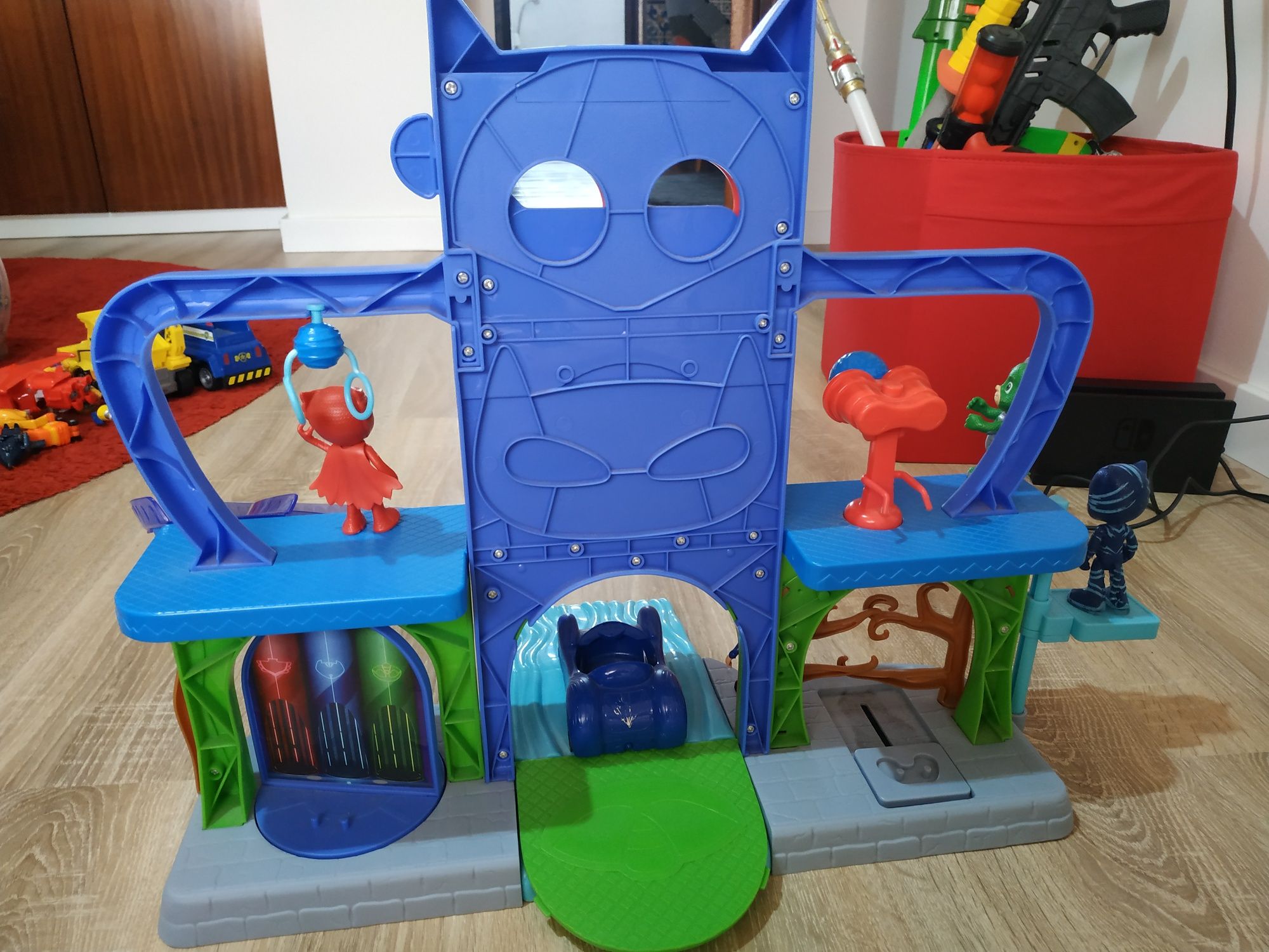 SEDE PJ MASKS como nova com figuras