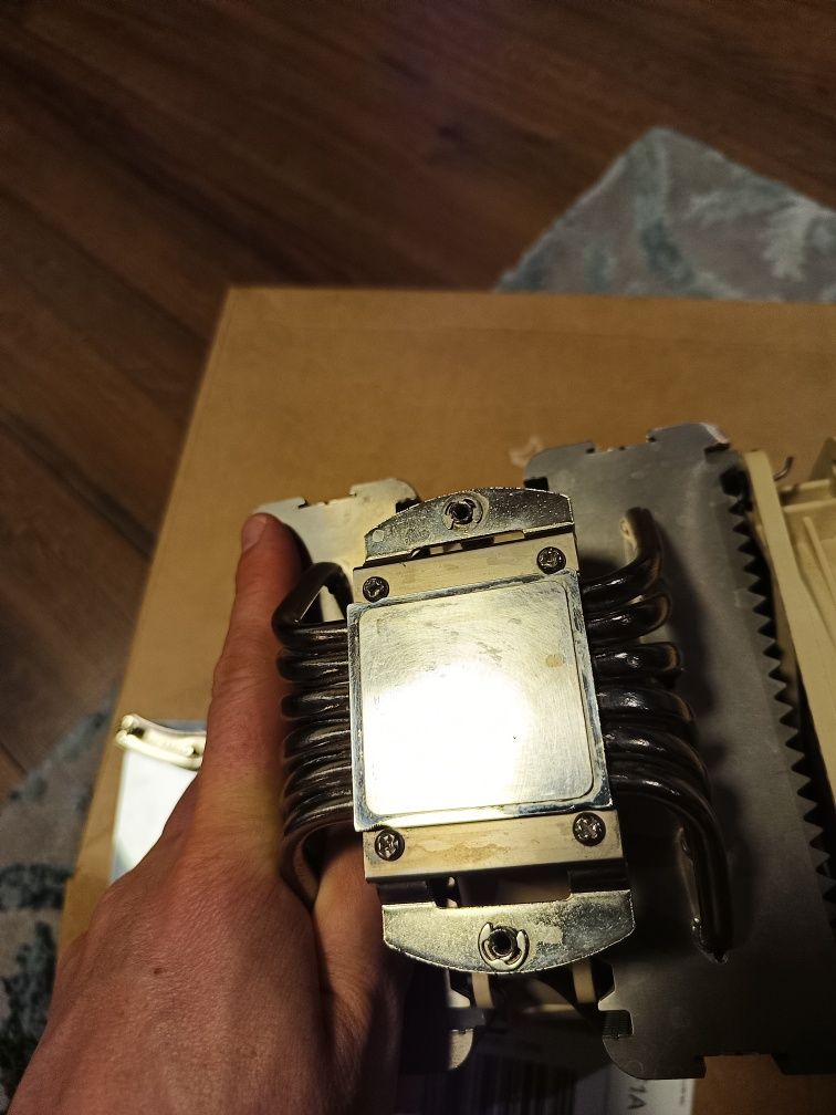 Noctua NH-D14 AMD3/AM3+ podstawka.