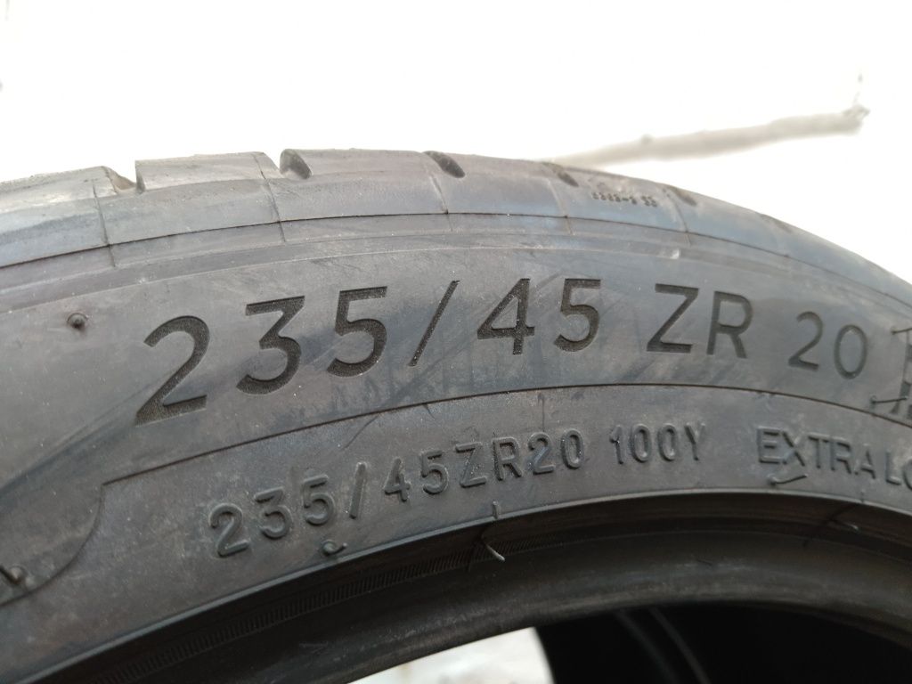 Комплект літніх шин 235/45 та 255/40 R20 Michelin Pilot Sport 4 22/23