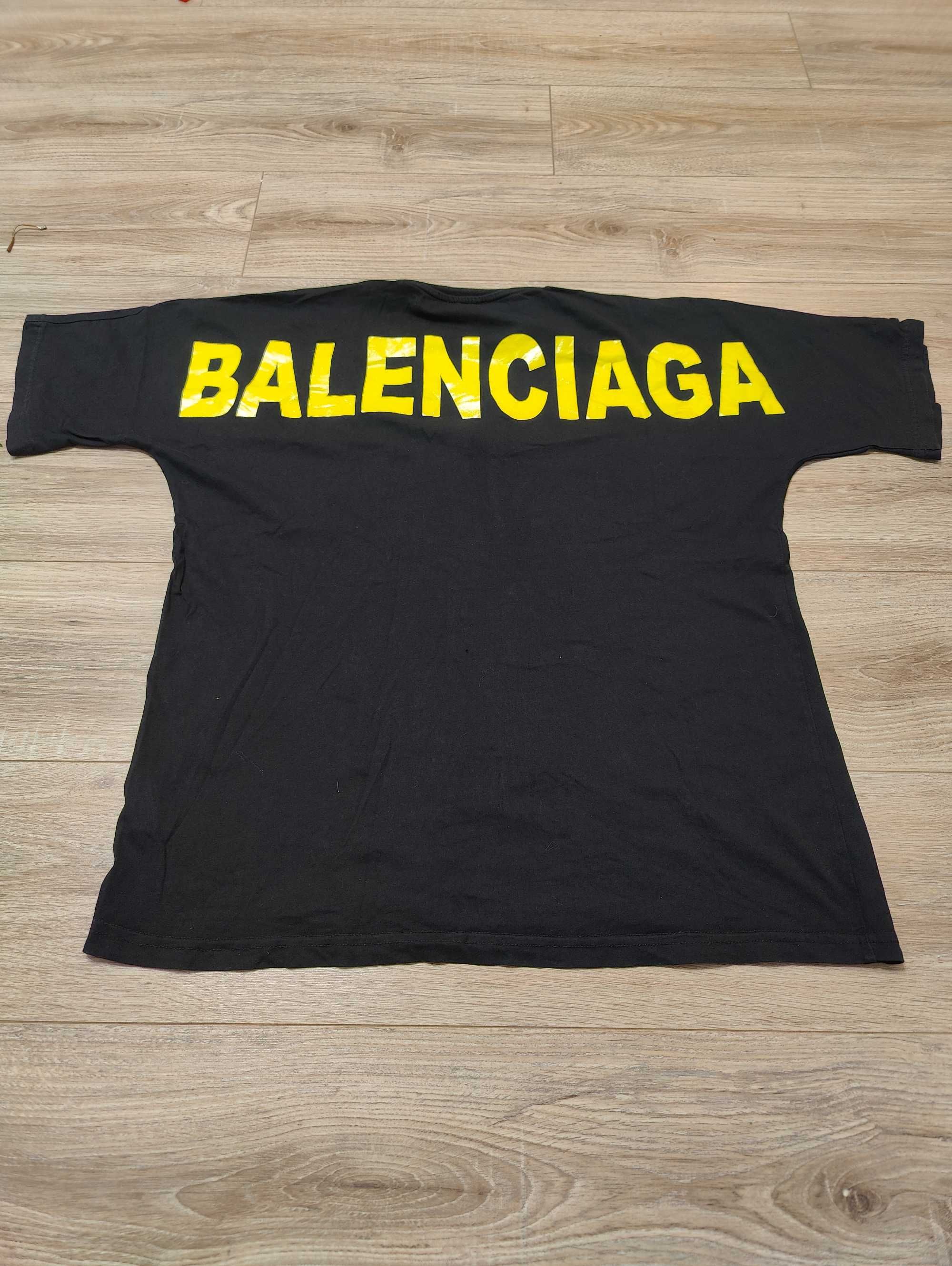 Продам футболку Balenciaga big logo