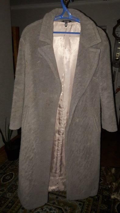 Пальто жіноче..Продам,в хорошем состоянии,не заношенное.. в