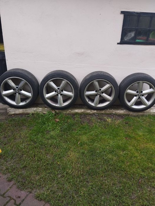 Felgi aluminiowe  z oponami Audi 18"