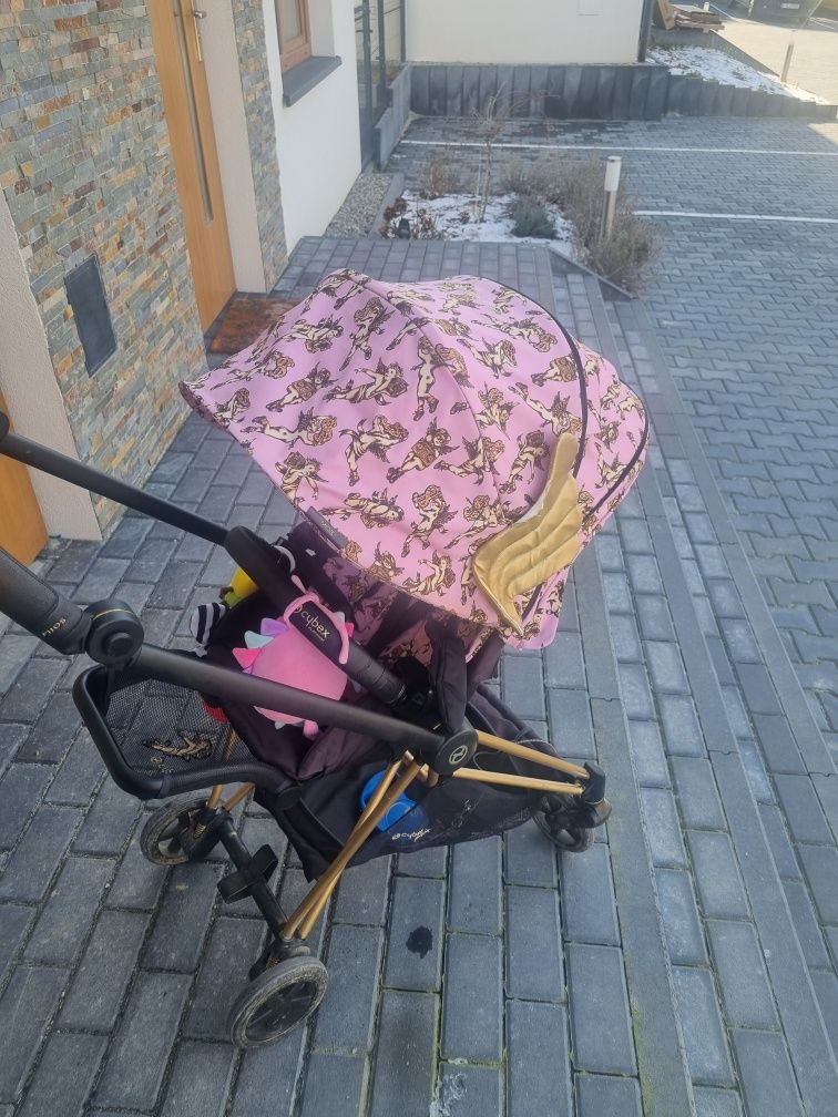 Cybex jerremy scott