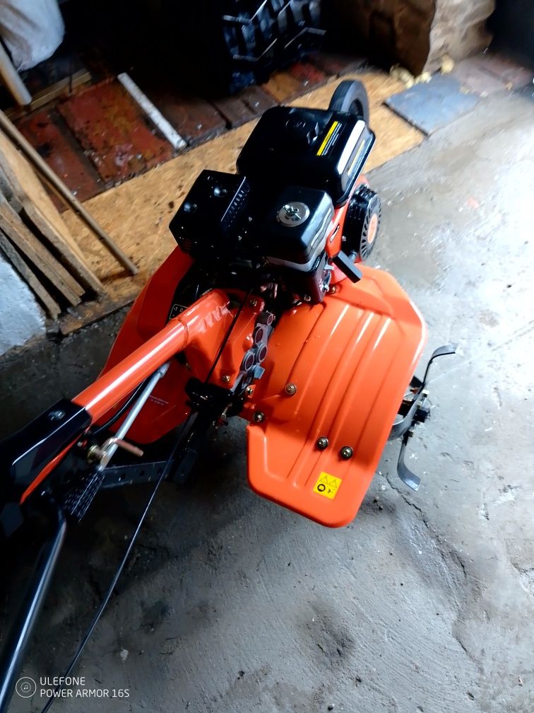 Glebogryzarka gatec750