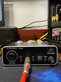 Behringer UM-2 звукова карта, аудіоінтерфейс