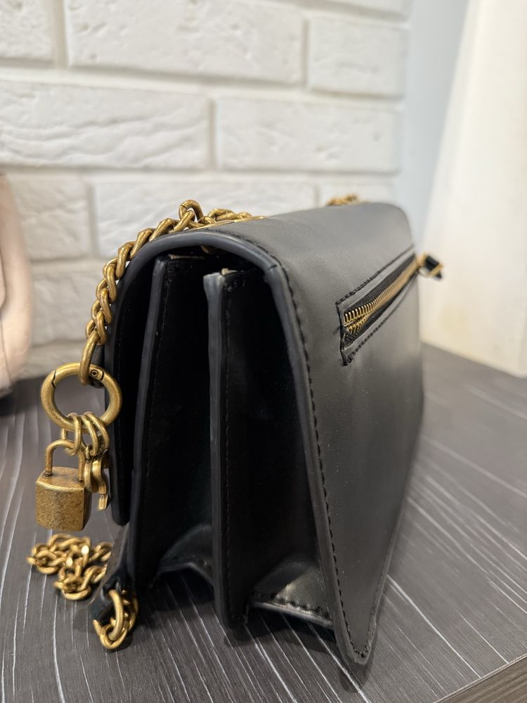 Продам сумку GUESS оригінал