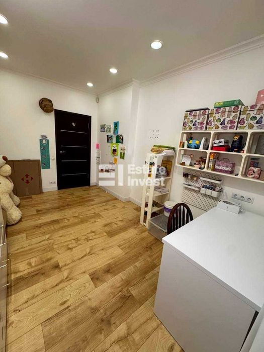 Продам 3 кв Холодная гора, метро 15 мин