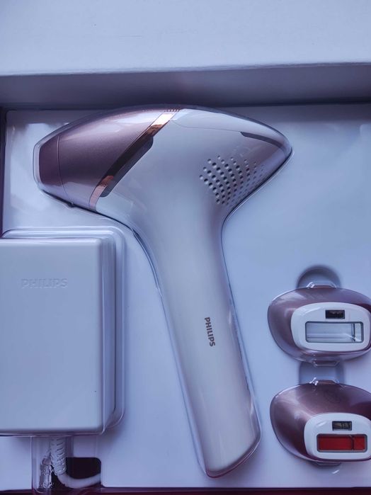 Depilator PHILIPS Lumea Prestige 9000 IPL
BRI955/00 SenseIQ
