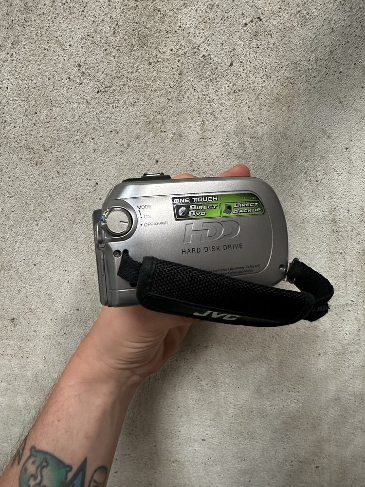 JVC GZ-MG130 handycam z twardym dyskiem kamera cyfrowa 2000sVibe retro