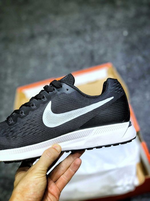 "Buty Trampki" ）Nike_Pegasus_34_Black_R.39