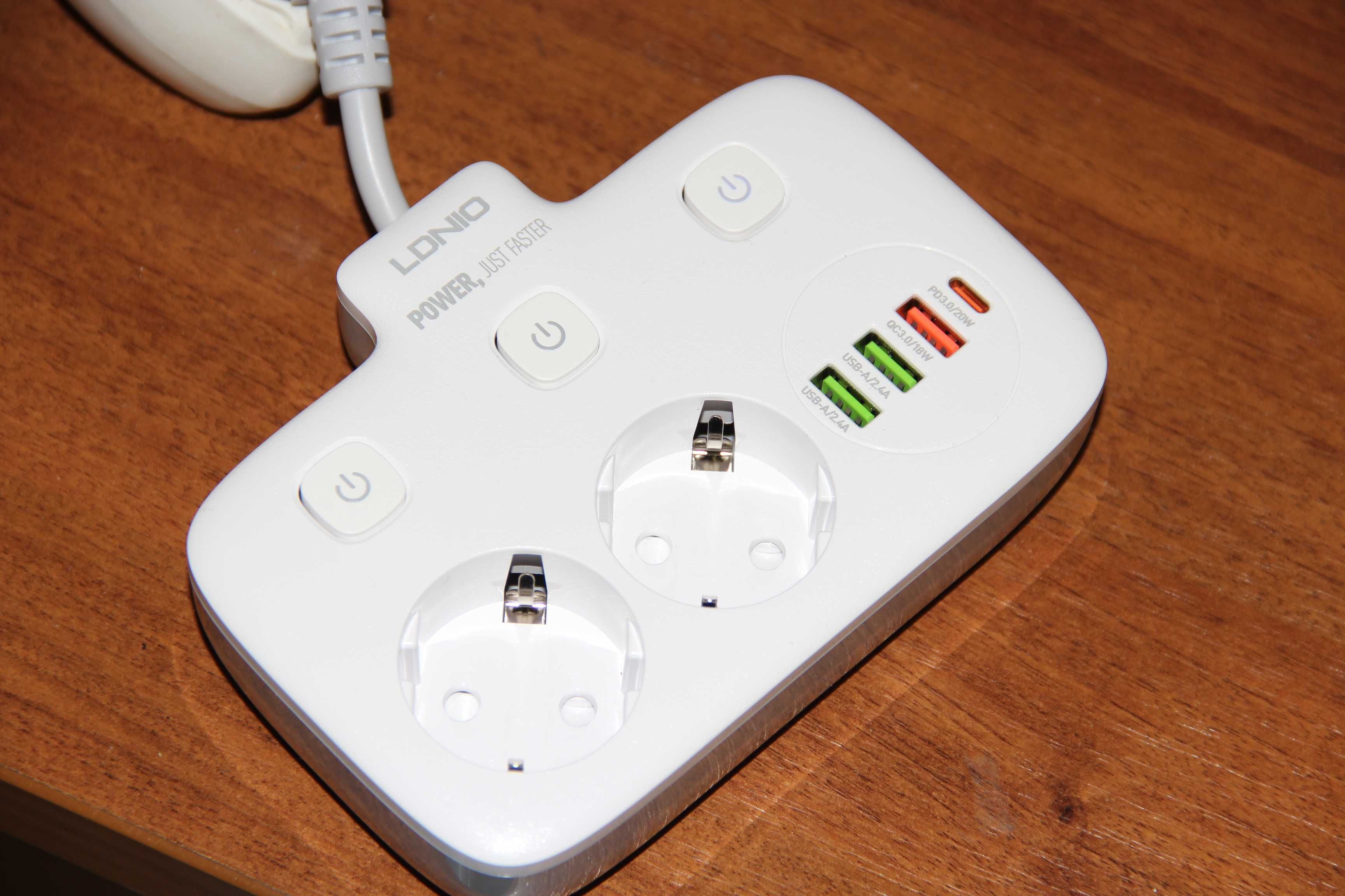 Мережевий фільтр LDNio SE2435 2 розетки 10А 3xUSB-A-C з вимикачами