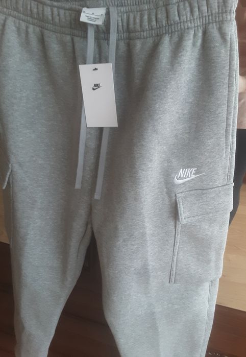 Spodnie męskie r.M Nike / nowe z metką