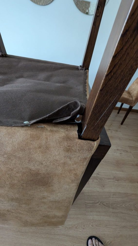 Mesa e cadeiras de jantar