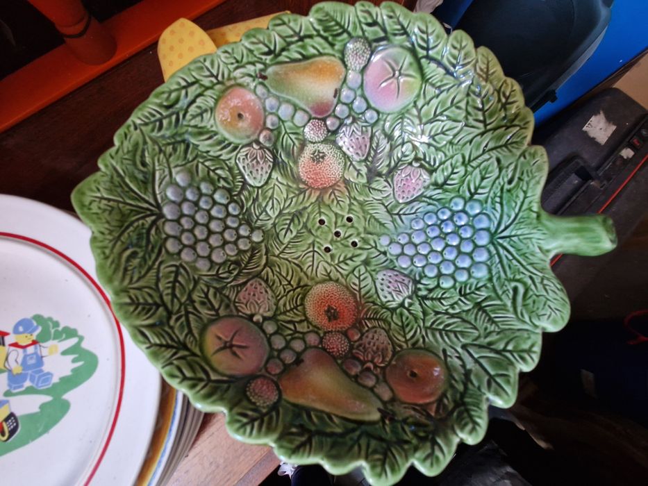 Saladeira estilo bordalo Pinheiro