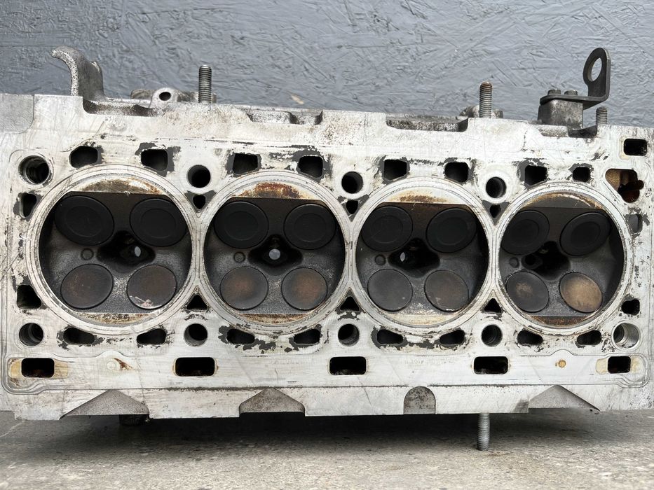 ГБЦ головка блока Renault Laguna 2.0 16V