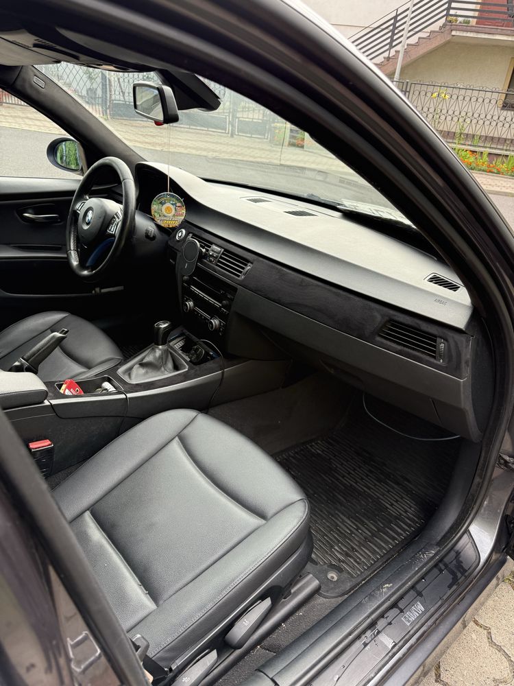 Bmw e91 320d 2007r. 163km