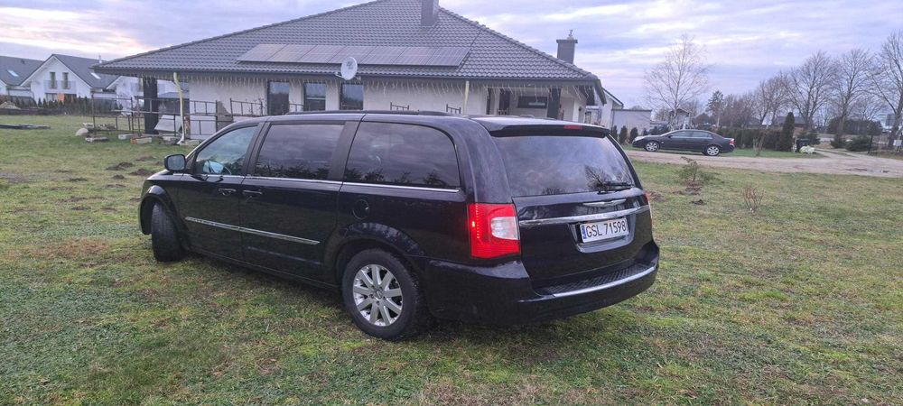 Chrysler Town & Country V 3.6 LPG 2 x monitor Światła BI LED