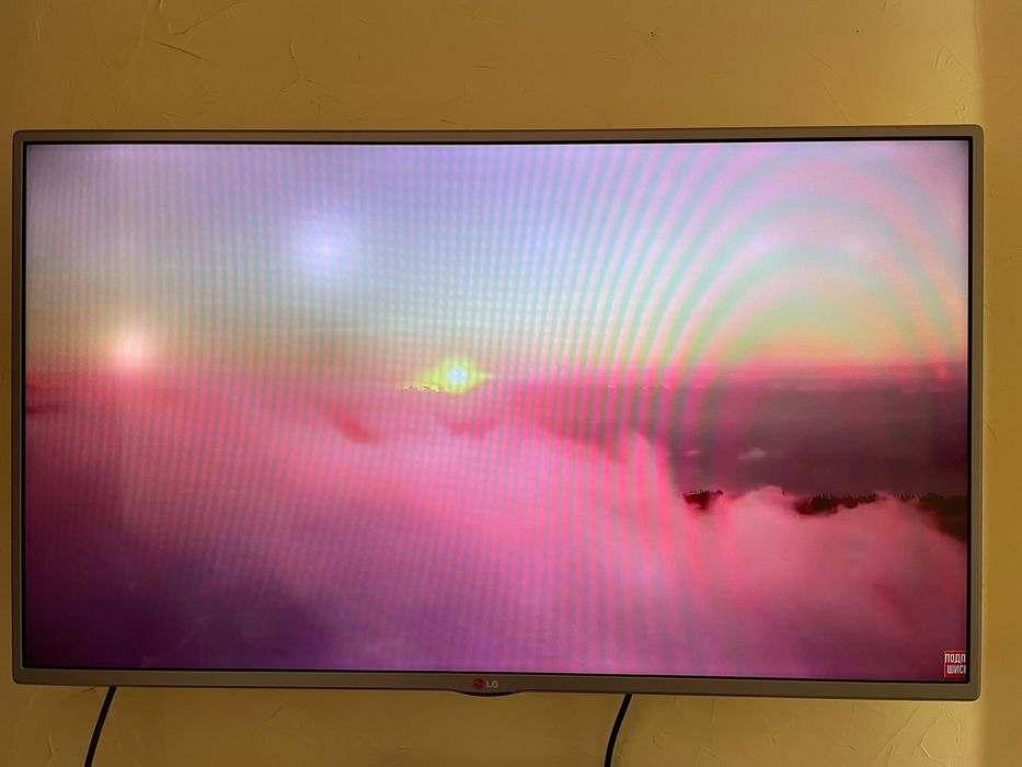 Смарт телевізор LG 43 дюйми