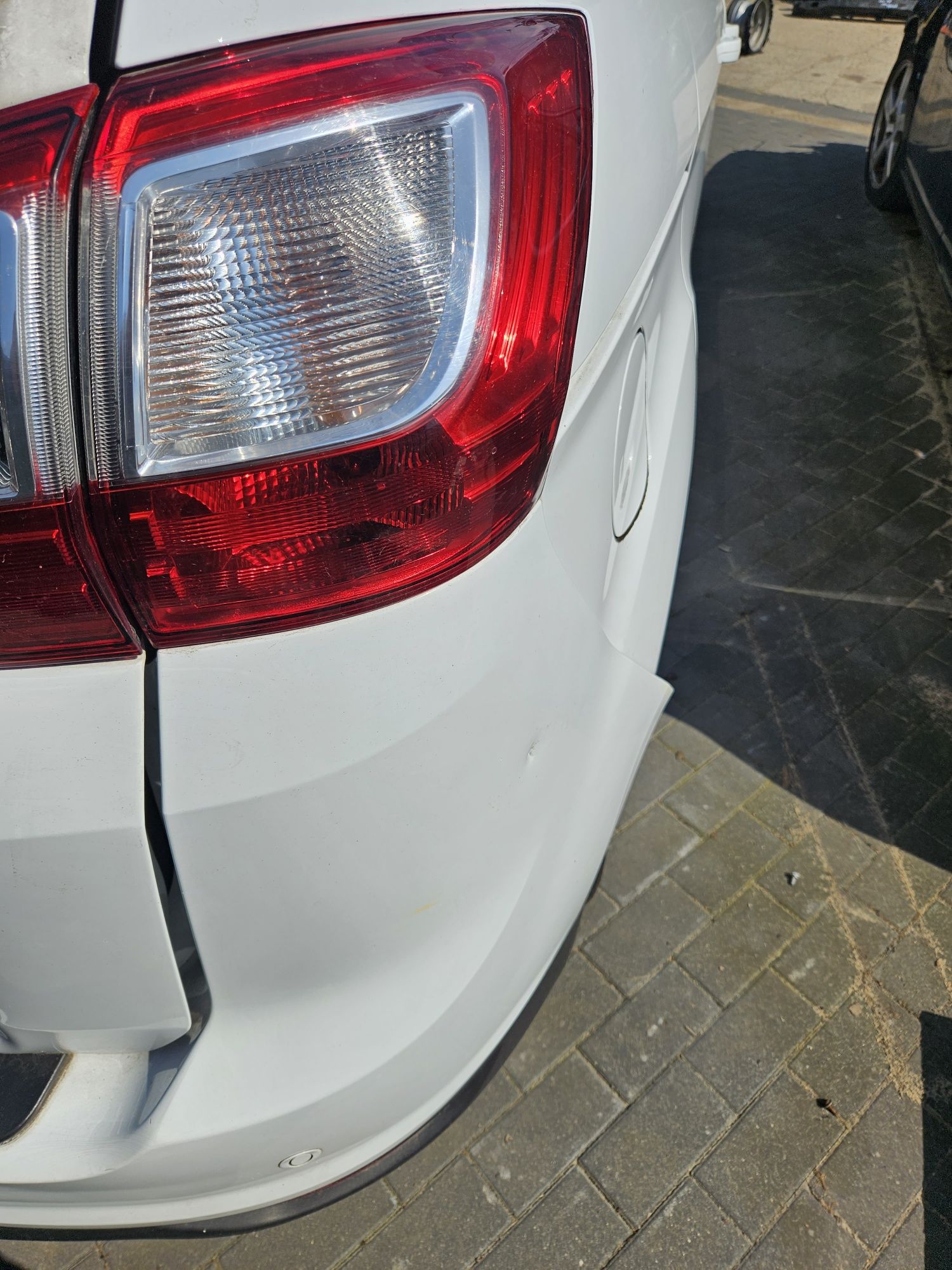 Lampa tyl prawa Ford Grand C-Max