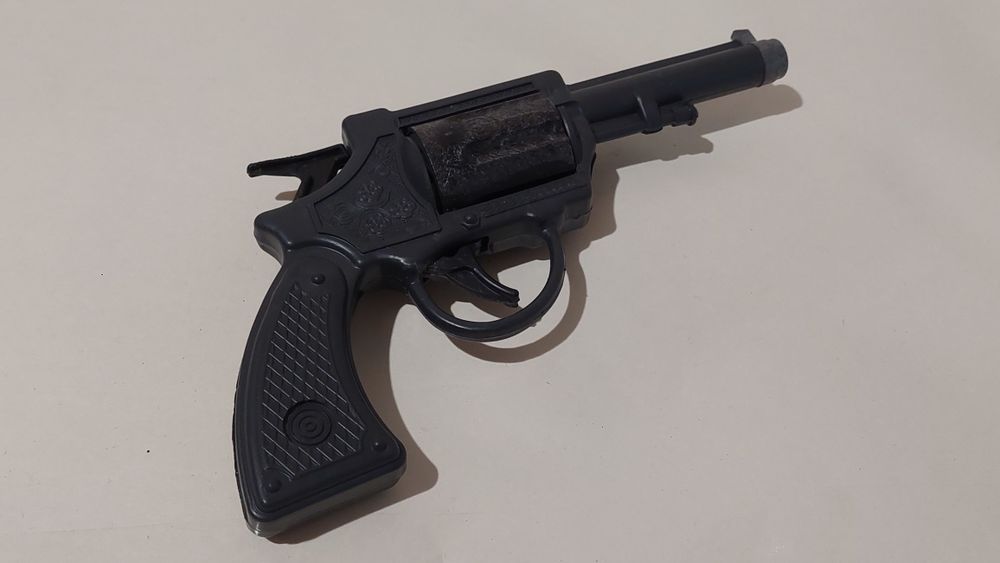 Револьвер дитячий часів СРСР