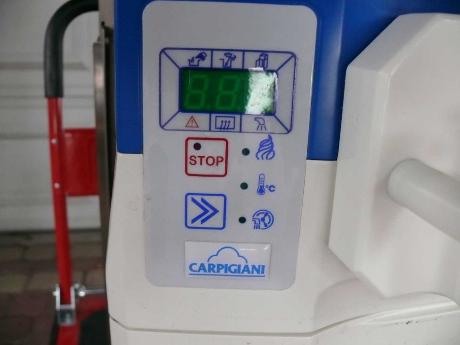 automat do lodów 220v carpigiani