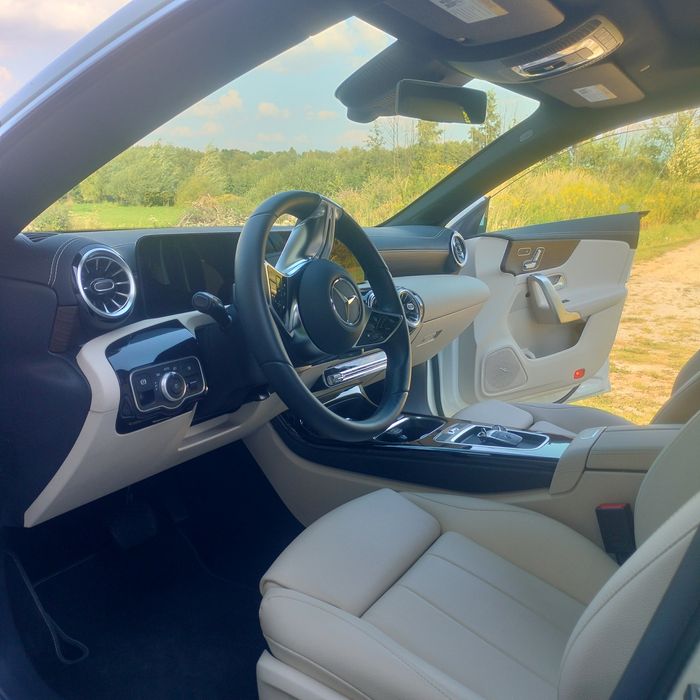 Auto samochód do ślubu i na inne okazje Mercedes CLA 250 2.0 z 2024 r.