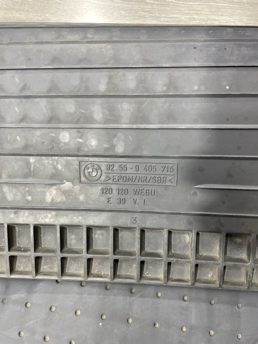 Резинові коврики BMW E39 Код:649