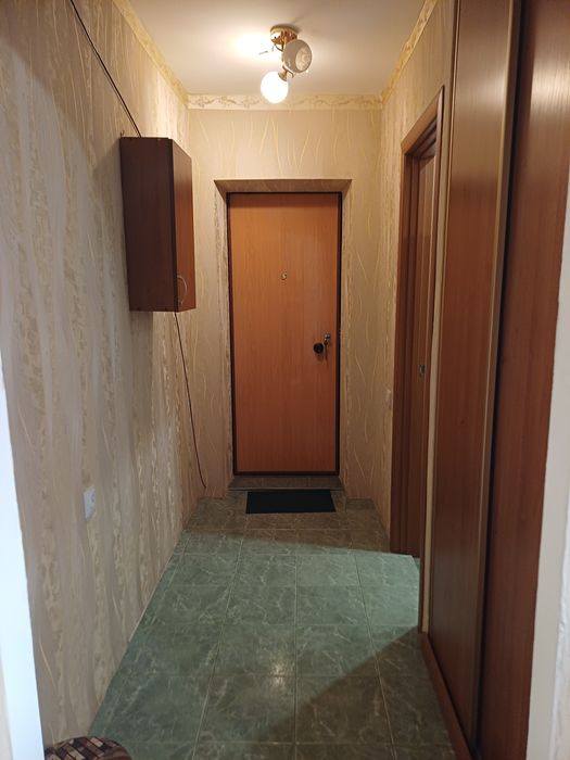 Двокімнатна. Пл. Володимира Великого ( пл. Артема).