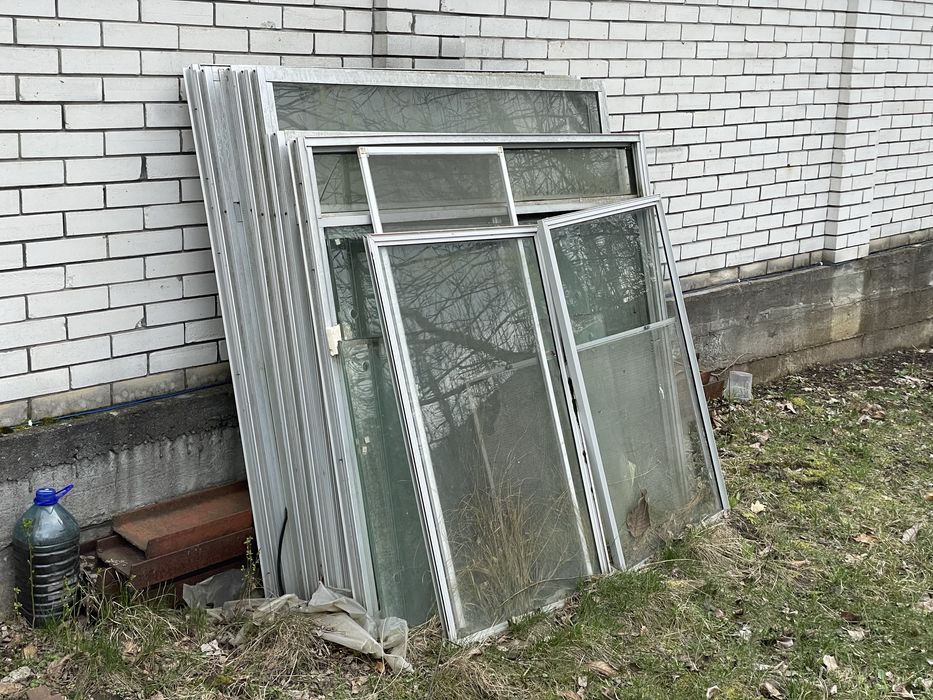 Продам плитку, вікна ліжко ХОТЯНІВКА Глядин