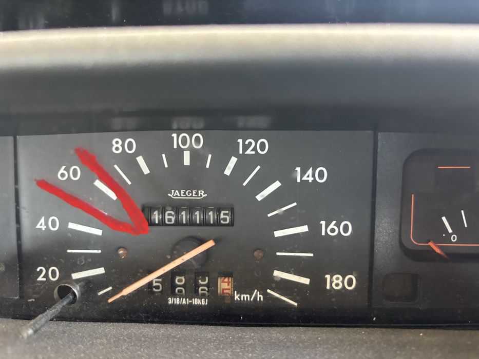 Peugeot 205 XAD c/ Direção Assistida e 160 mil kms